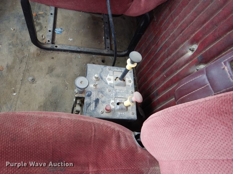 image for item FX9174 1980 Kenworth  tank truck