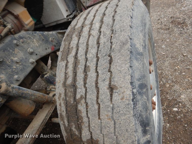 image for item FX9174 1980 Kenworth  tank truck