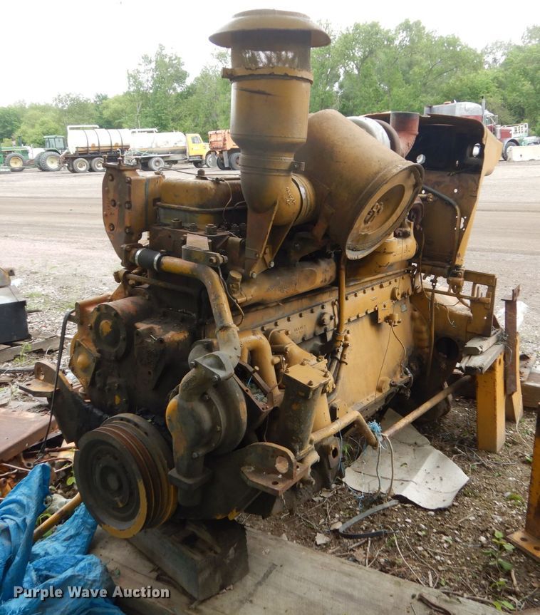 image for item FX9177 Caterpillar D8 dozer parts