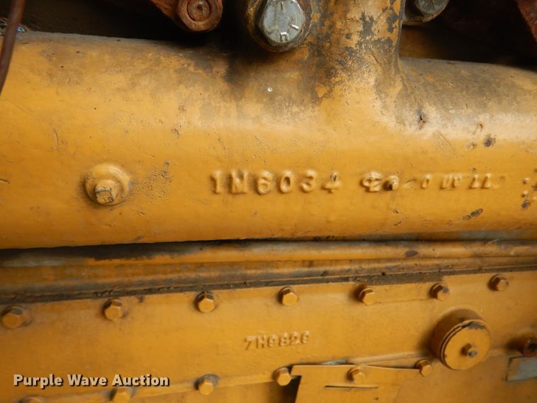 image for item FX9177 Caterpillar D8 dozer parts