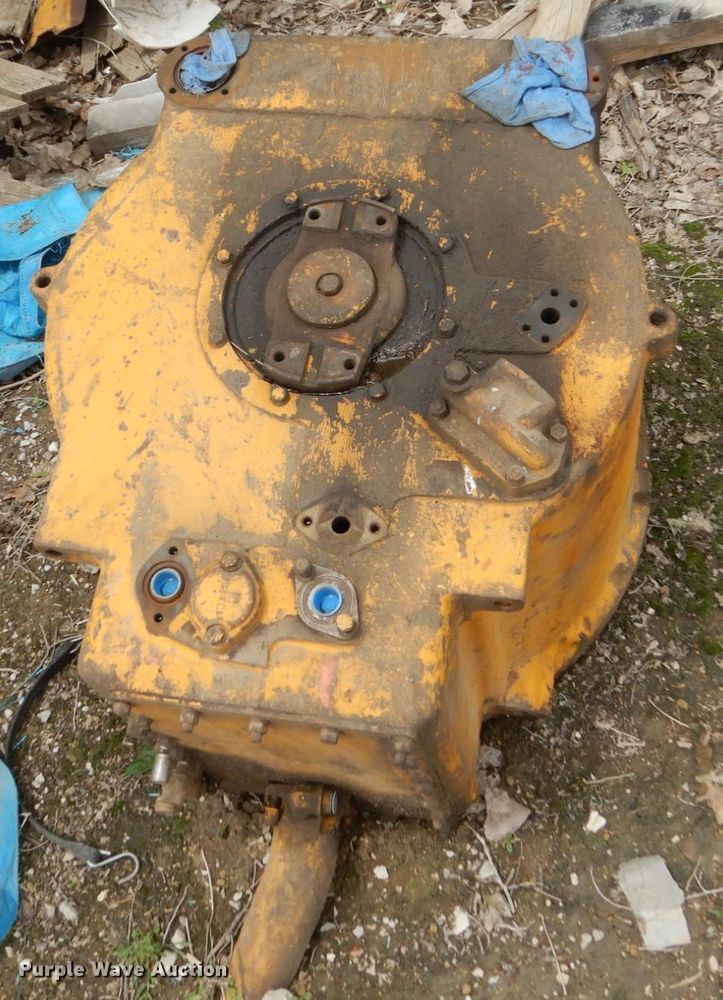 image for item FX9177 Caterpillar D8 dozer parts