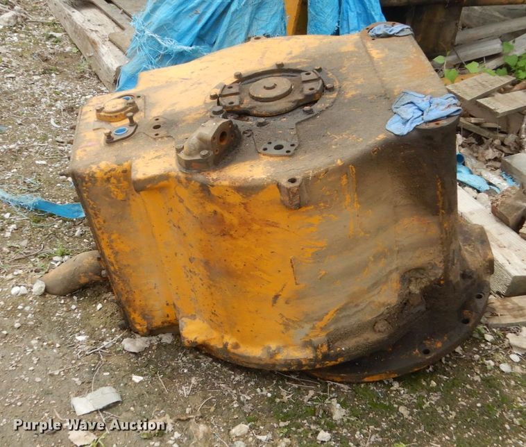 image for item FX9177 Caterpillar D8 dozer parts