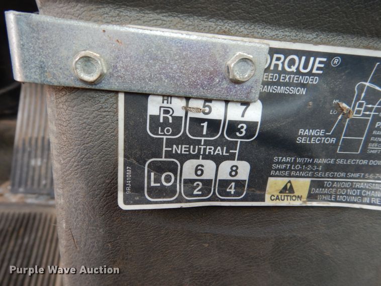 image for item FX9180 2000 Mack CL  truck cab and chassis