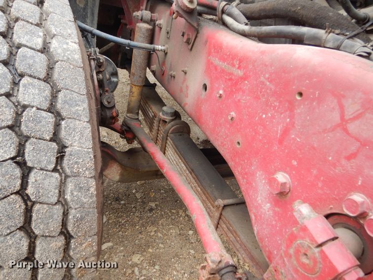 image for item FX9180 2000 Mack CL  truck cab and chassis