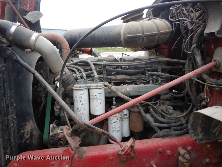 image for item FX9180 2000 Mack CL  truck cab and chassis