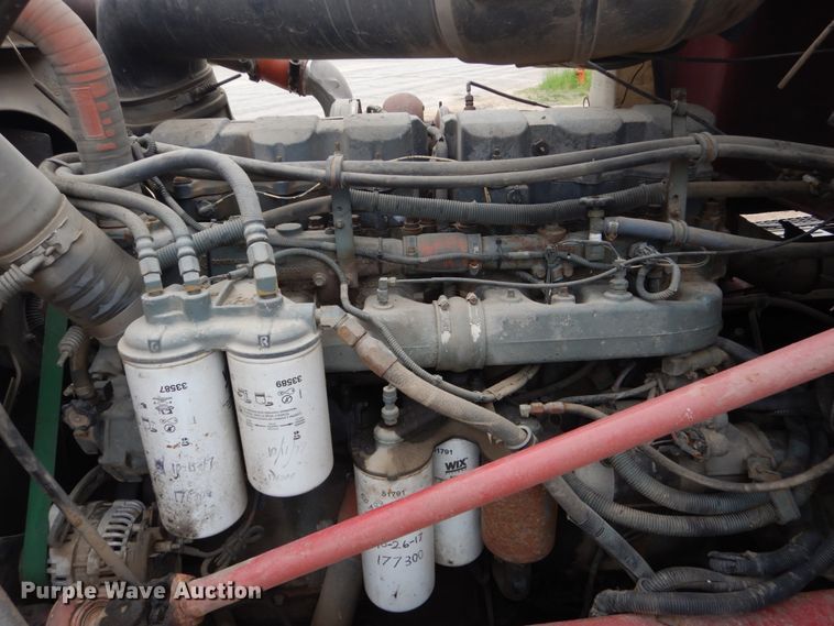 image for item FX9180 2000 Mack CL  truck cab and chassis