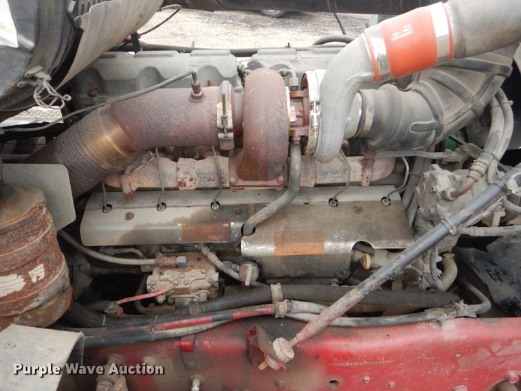 image for item FX9180 2000 Mack CL  truck cab and chassis