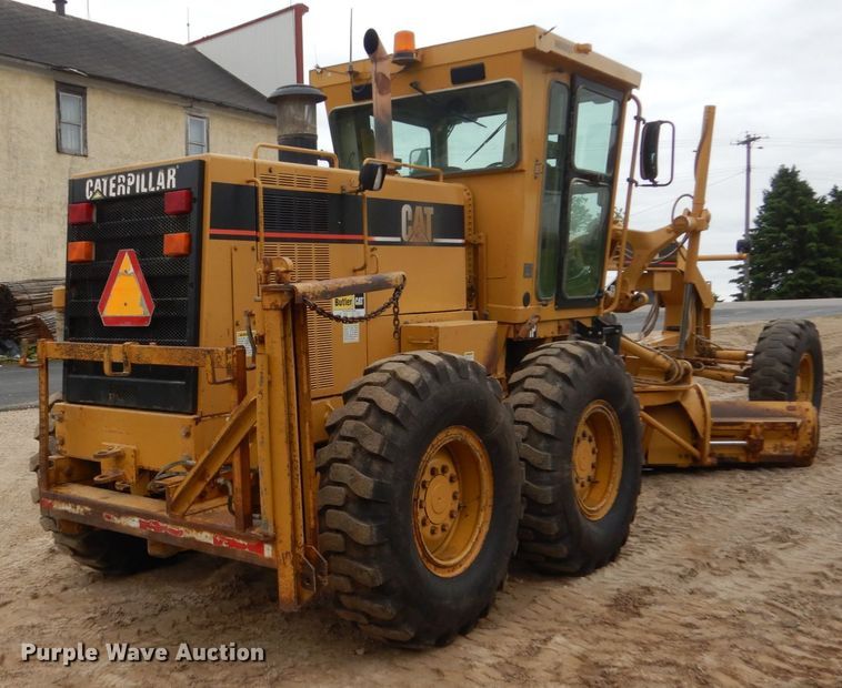 image for item FX9186 2001 Caterpillar 140H  motor grader