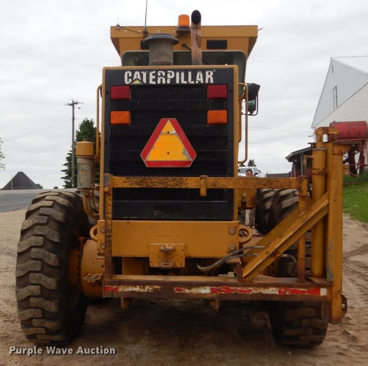 image for item FX9186 2001 Caterpillar 140H  motor grader