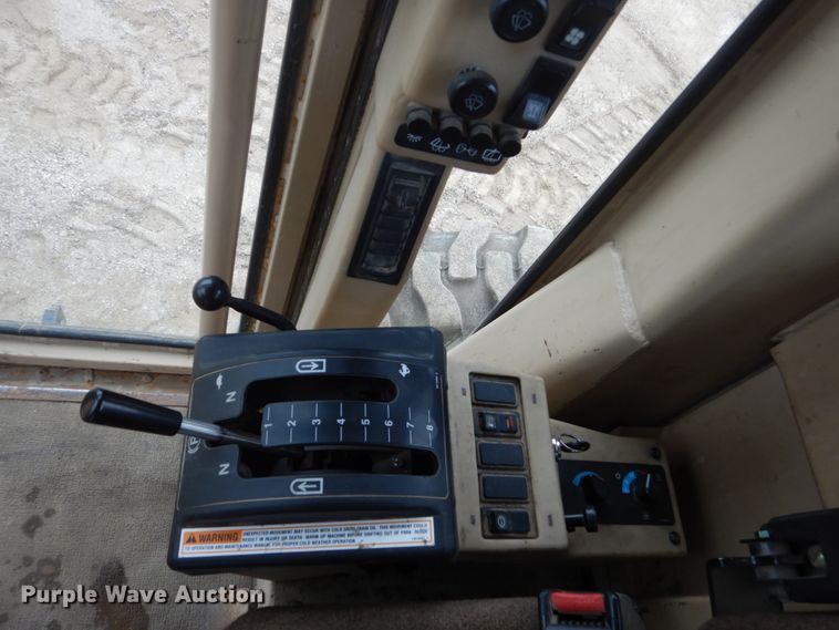 image for item FX9186 2001 Caterpillar 140H  motor grader