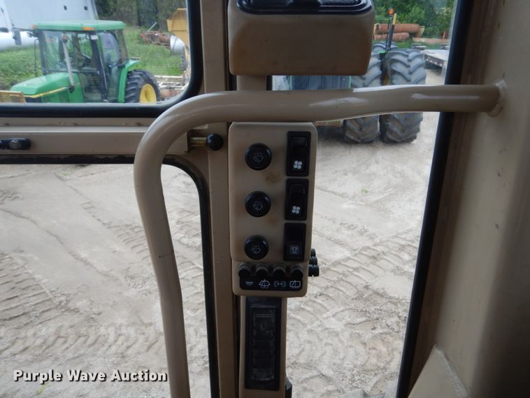 image for item FX9186 2001 Caterpillar 140H  motor grader