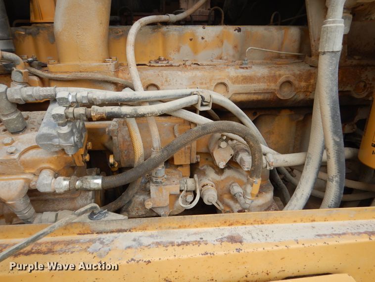 image for item FX9186 2001 Caterpillar 140H  motor grader