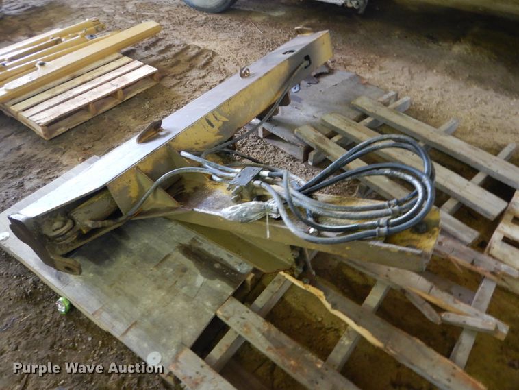 image for item FX9186 2001 Caterpillar 140H  motor grader