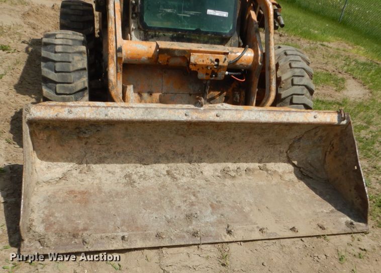 image for item FX9189 2010 Case 450  skid steer loader