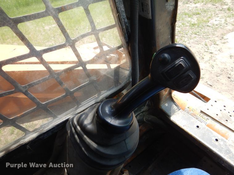 image for item FX9189 2010 Case 450  skid steer loader