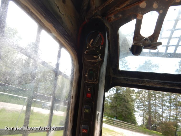 image for item FX9189 2010 Case 450  skid steer loader