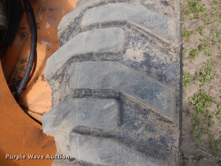 image for item FX9189 2010 Case 450  skid steer loader