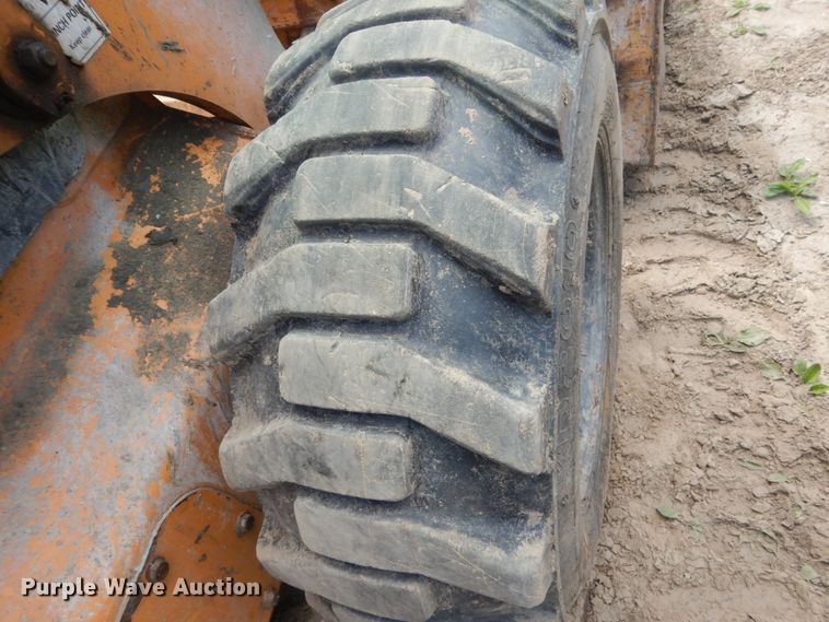 image for item FX9189 2010 Case 450  skid steer loader