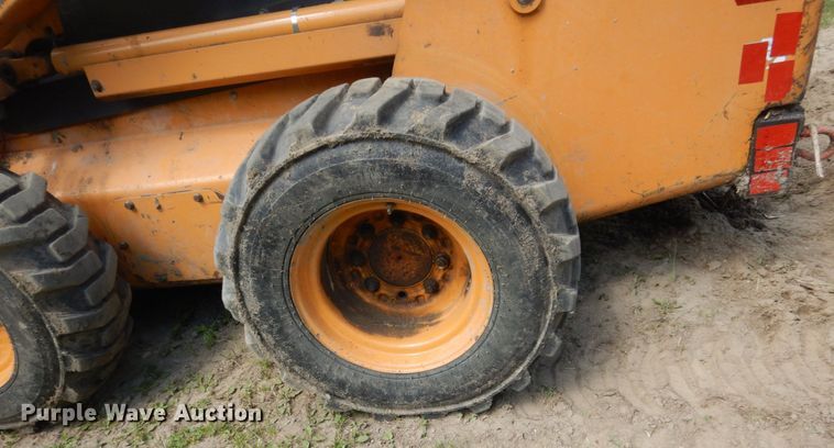 image for item FX9189 2010 Case 450  skid steer loader