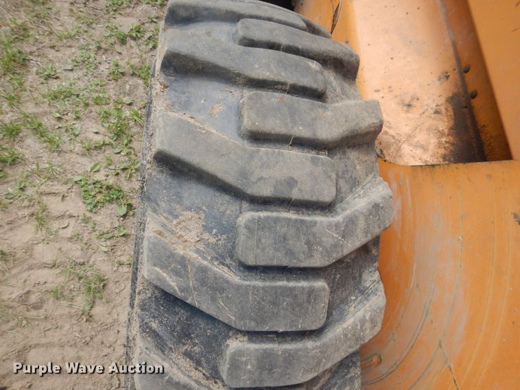 image for item FX9189 2010 Case 450  skid steer loader