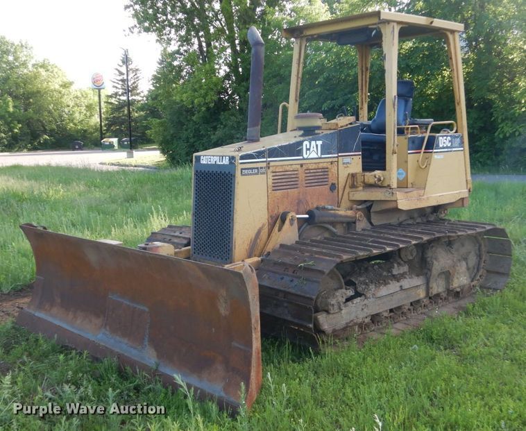 image for item GA9020 1997 Caterpillar D5C LGP  dozer