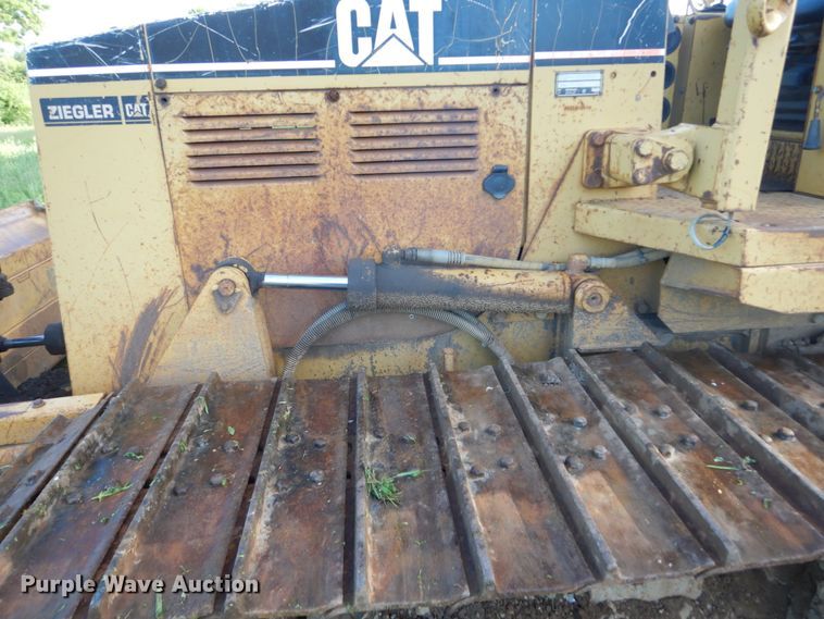 image for item GA9020 1997 Caterpillar D5C LGP  dozer