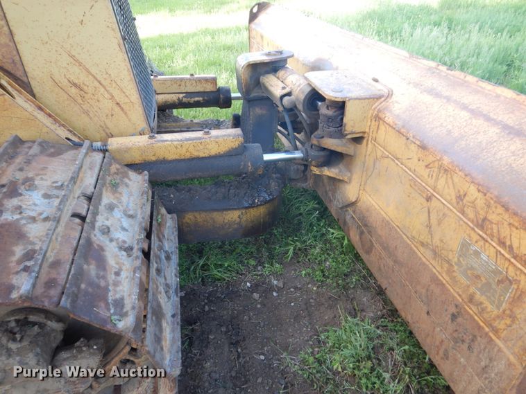 image for item GA9020 1997 Caterpillar D5C LGP  dozer