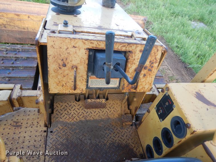 image for item GA9020 1997 Caterpillar D5C LGP  dozer