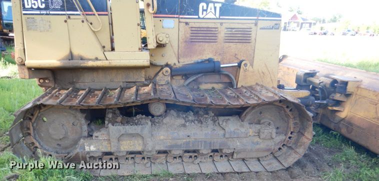 image for item GA9020 1997 Caterpillar D5C LGP  dozer