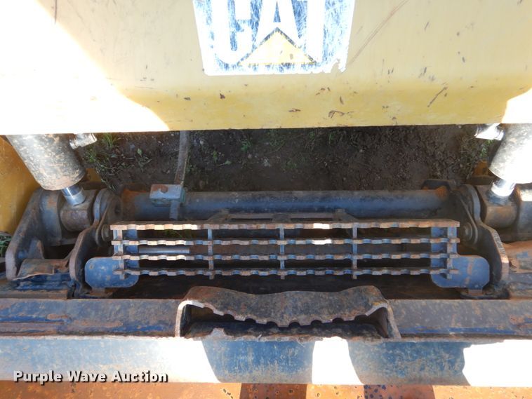 image for item GA9021 2015 Caterpillar 242D  skid steer loader