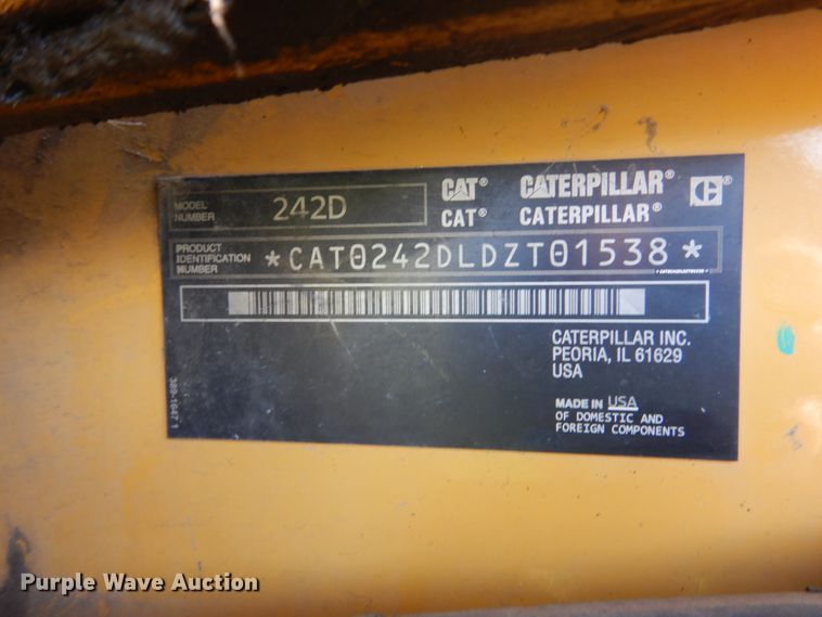 image for item GA9021 2015 Caterpillar 242D  skid steer loader