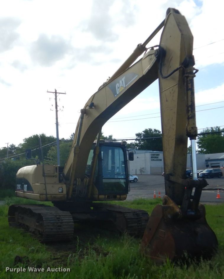 image for item GA9022 2000 Caterpillar 320C L  excavator