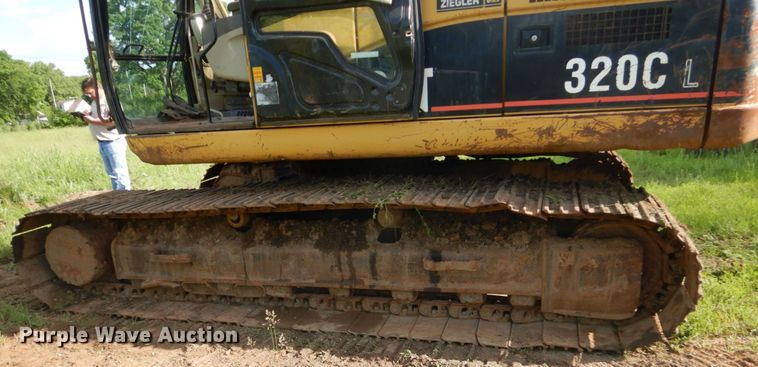 image for item GA9022 2000 Caterpillar 320C L  excavator