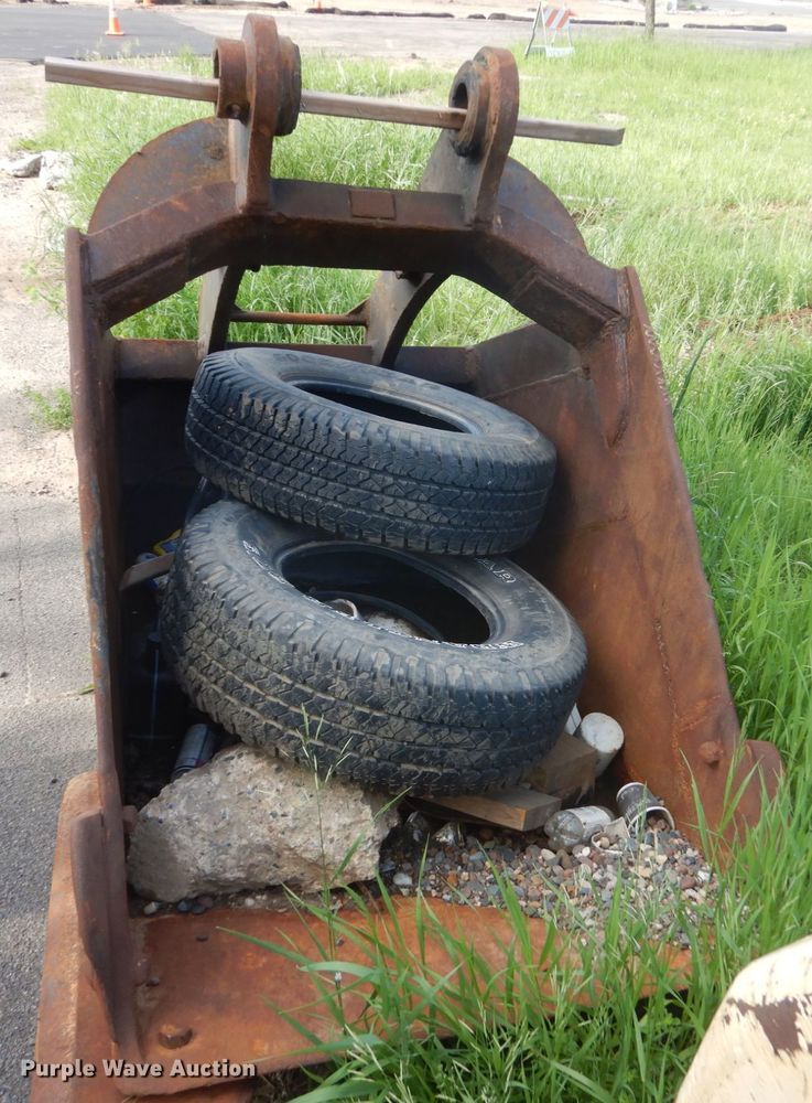 image for item GA9022 2000 Caterpillar 320C L  excavator