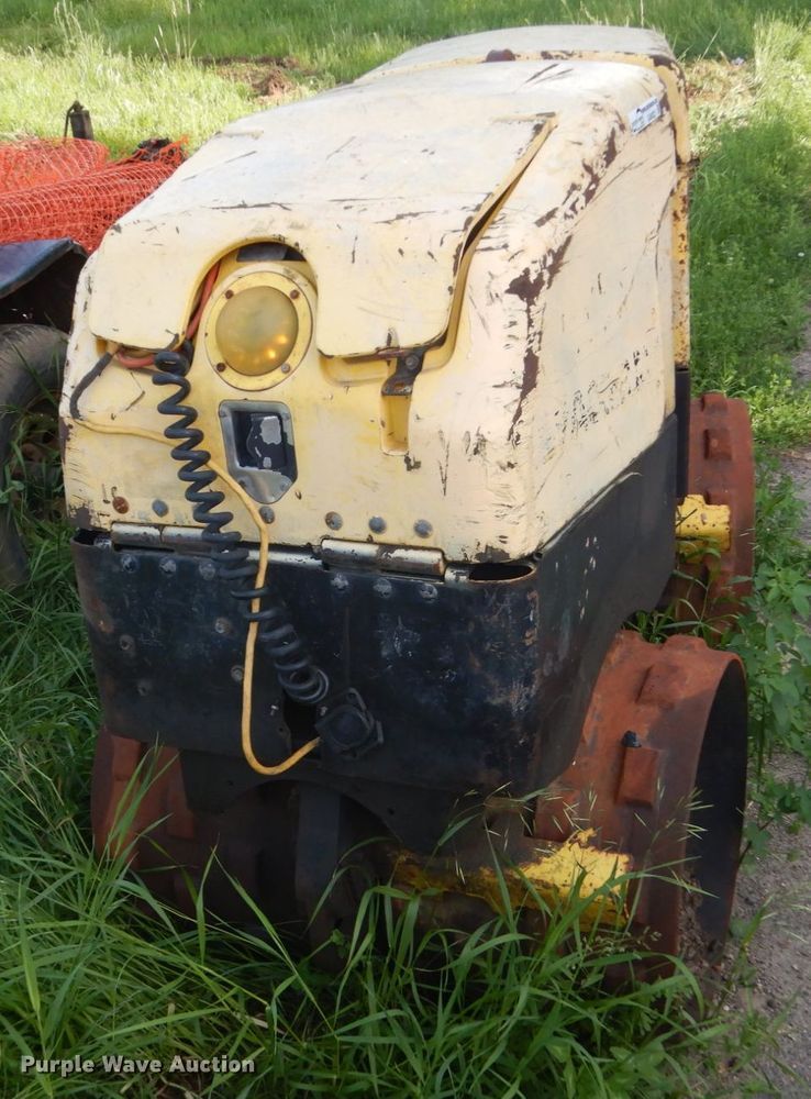 image for item GA9023 Wacker trench compactor