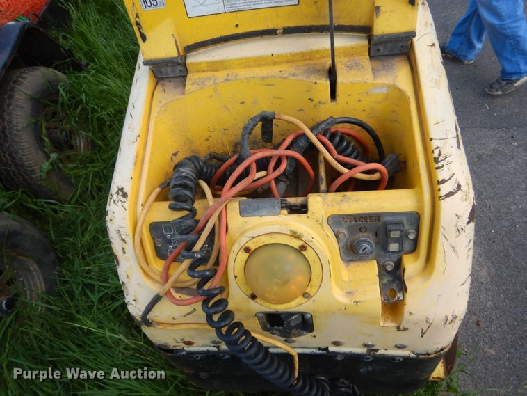 image for item GA9023 Wacker trench compactor