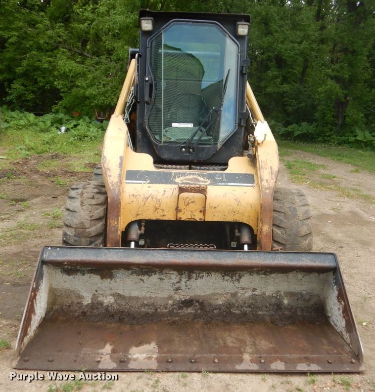 image for item GA9026 2006 Caterpillar 262B  skid steer loader