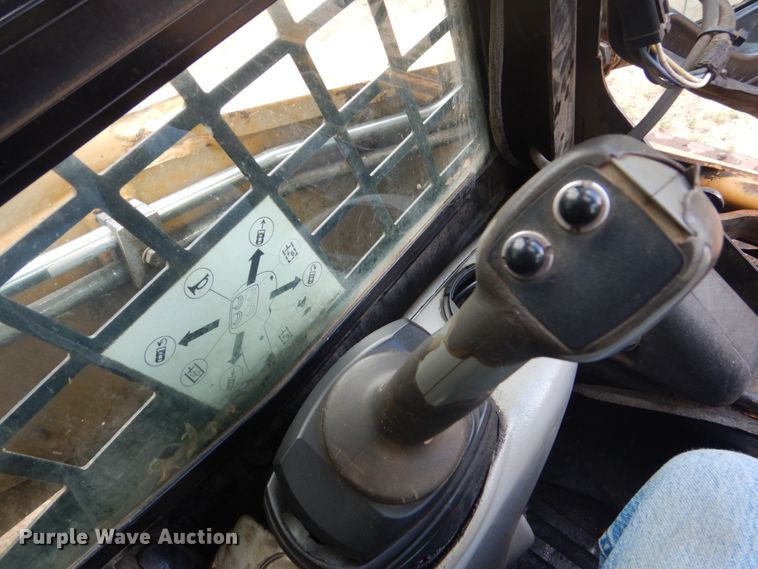 image for item GA9026 2006 Caterpillar 262B  skid steer loader