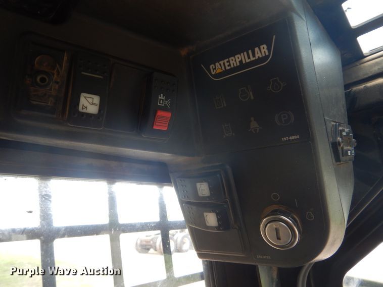 image for item GA9026 2006 Caterpillar 262B  skid steer loader