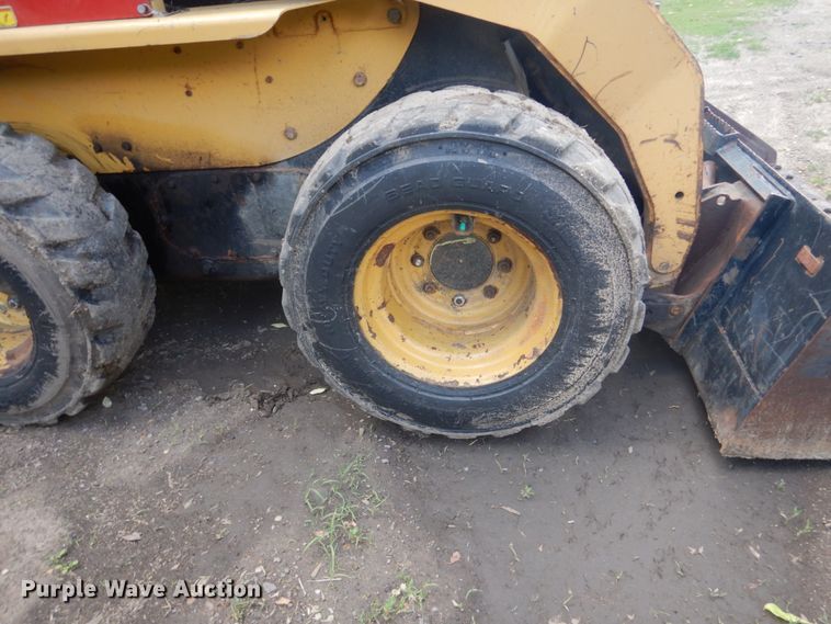 image for item GA9026 2006 Caterpillar 262B  skid steer loader