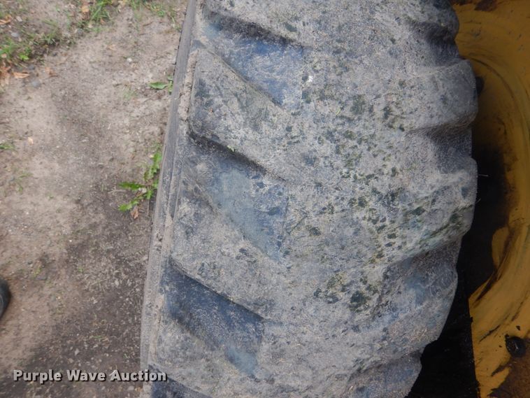 image for item GA9026 2006 Caterpillar 262B  skid steer loader