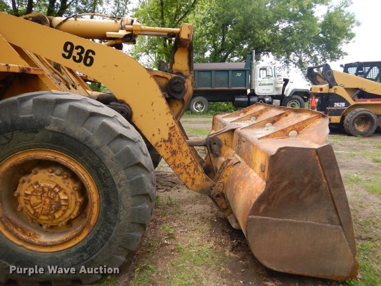 image for item GA9029 1984 Caterpillar 936  wheel loader