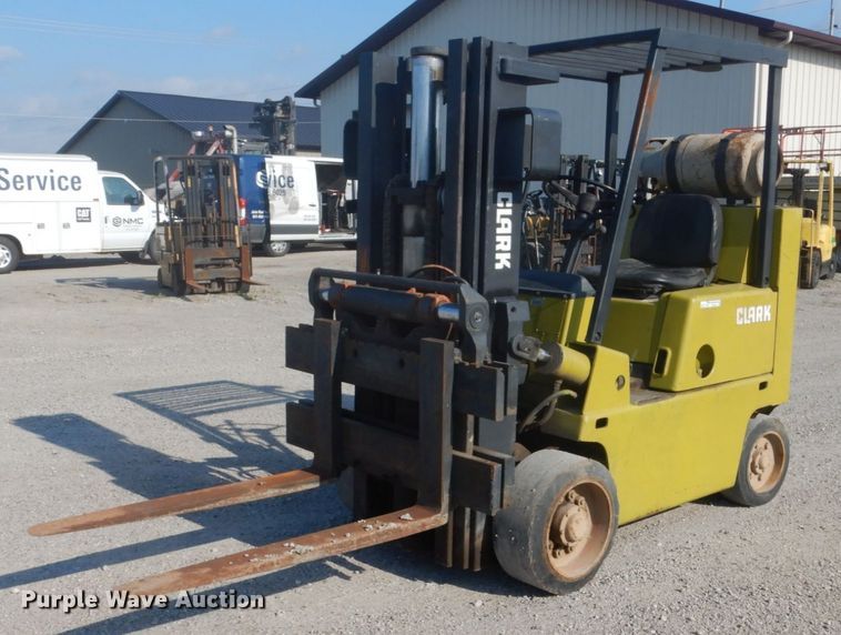 image for item GA9039 Clark 0500-S80  forklift