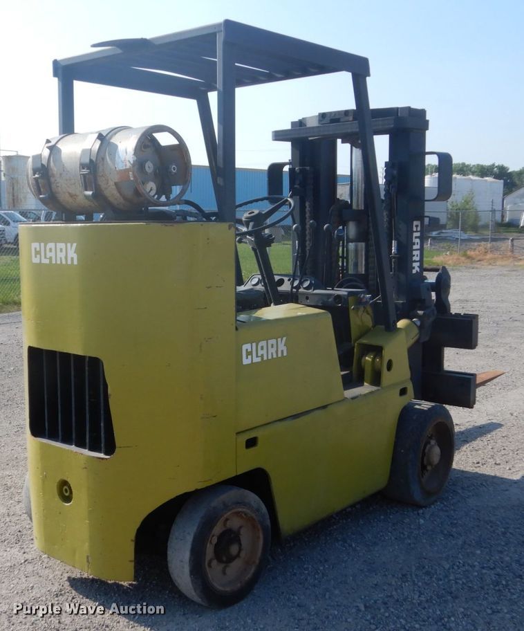 image for item GA9039 Clark 0500-S80  forklift