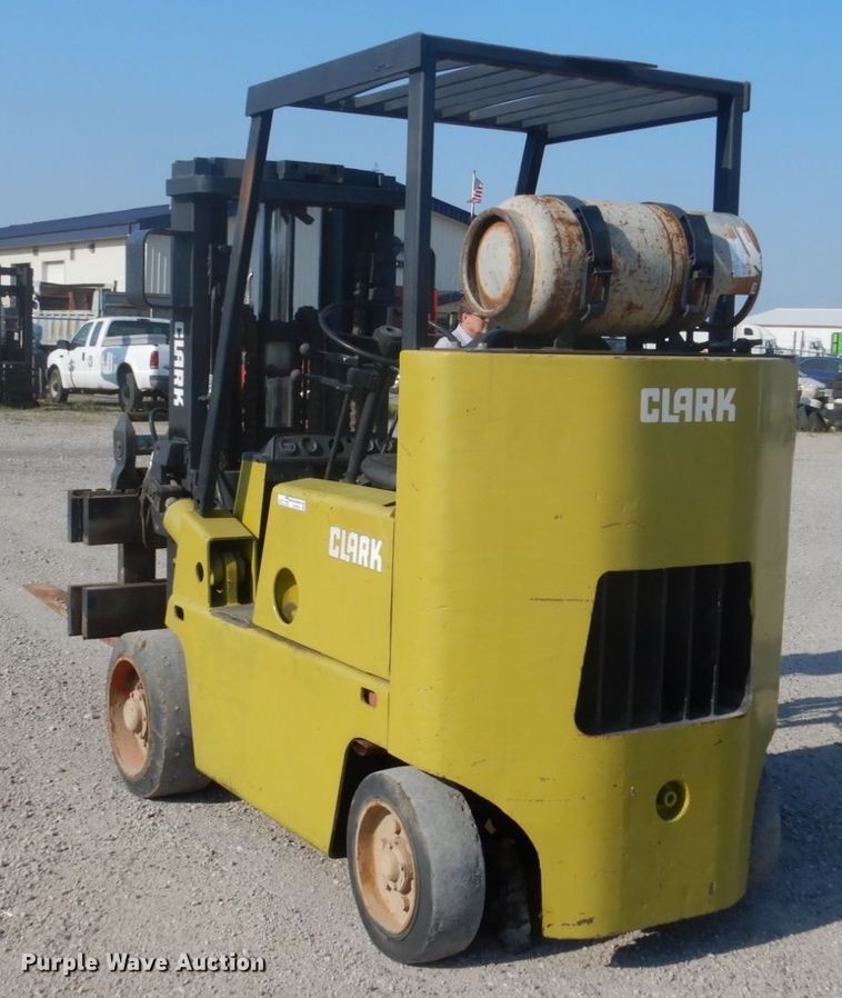 image for item GA9039 Clark 0500-S80  forklift