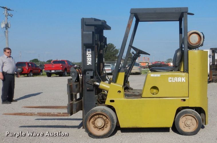 image for item GA9039 Clark 0500-S80  forklift