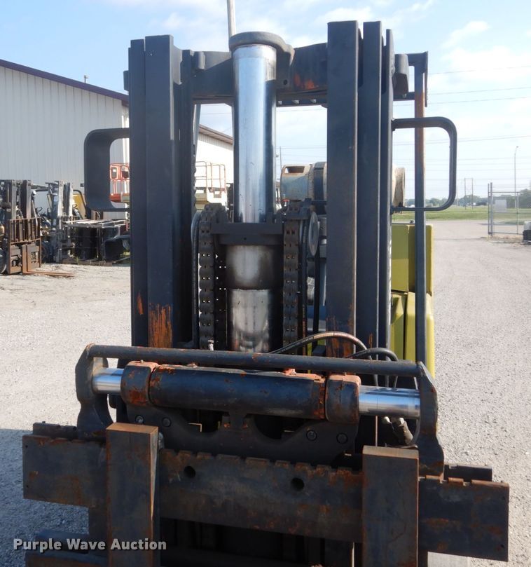 image for item GA9039 Clark 0500-S80  forklift