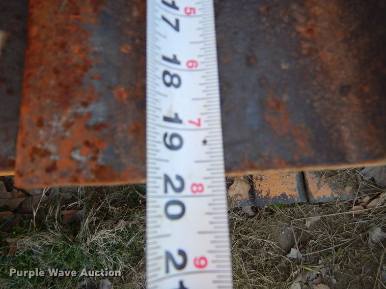 image for item GM9479 1981 Case 850B dozer