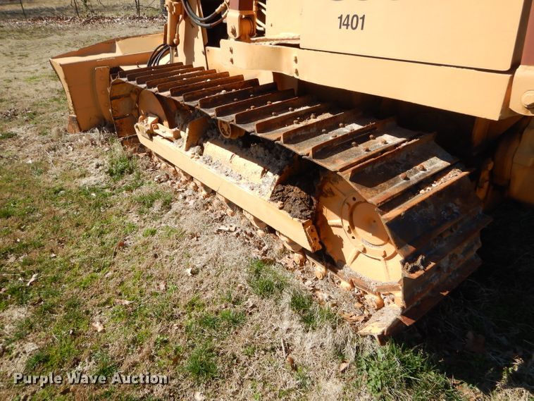 image for item GM9479 1981 Case 850B dozer