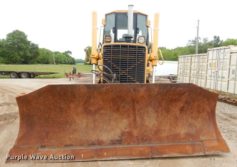 image for item GN9396 2004 John Deere 850C LT Series II  dozer